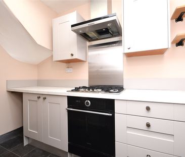 75, Westbury Place South, Leeds, West Yorkshire, LS10 3DA - Photo 2