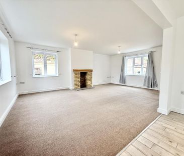 5 bedroom detached house to rent - Photo 3