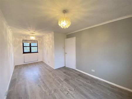 2 bedroom maisonette to rent - Photo 3