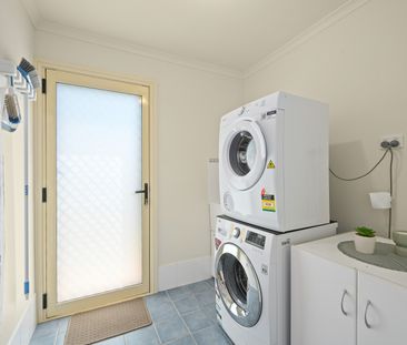 89 Pridham Boulevard, Aldinga Beach SA 5173 - House For Rent | Domain - Photo 1