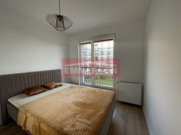 Miejsce p. i komórka w cenie, Tramwaj, - Photo 1