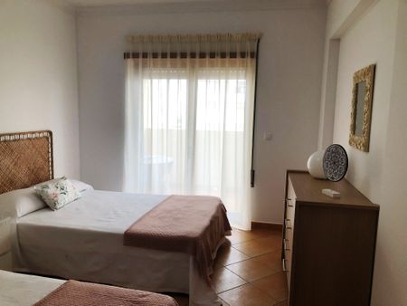 Apartamento para arrendamento de Outubro a Maio, Monte Gordo - Photo 3