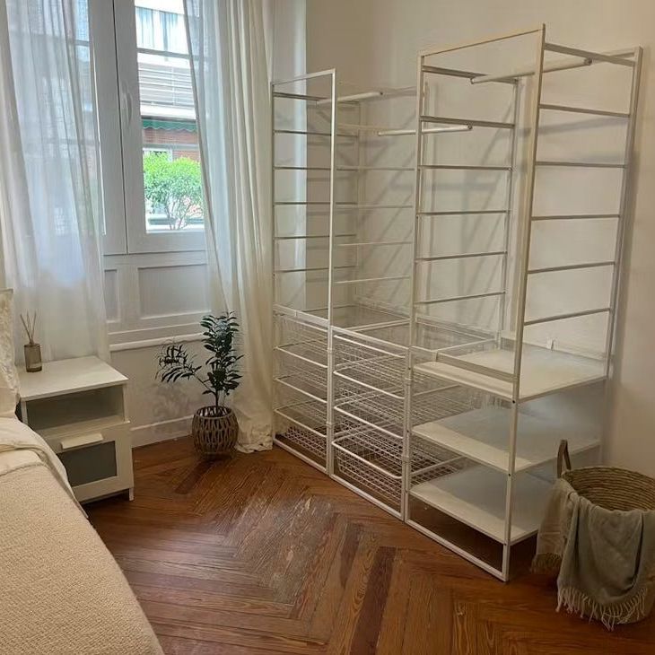 Calle de Menorca, Madrid, Community of Madrid 28009 - Foto 1