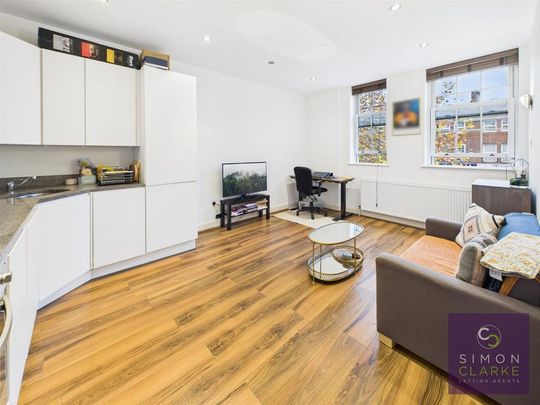 1 bedroom flat to rent - Photo 1