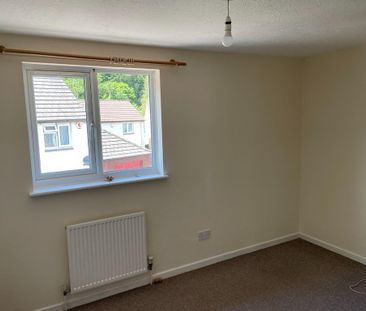 2 bedroom semi-detached house to rent - Photo 6