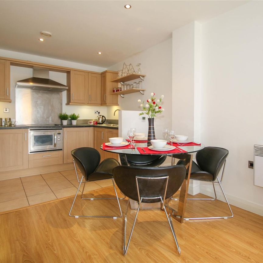 2 Bedroom Apartment To Rent - Photo 1