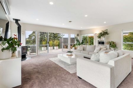 19 Mayfair Crescent, Mairangi Bay - Photo 5