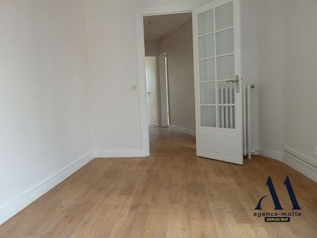 Location Appartement 3 pièces 53m² TOURS 37000 - Photo 3