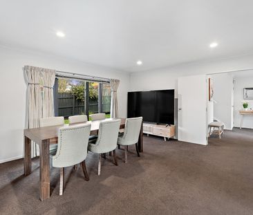 Spacious Family Living - Photo 6