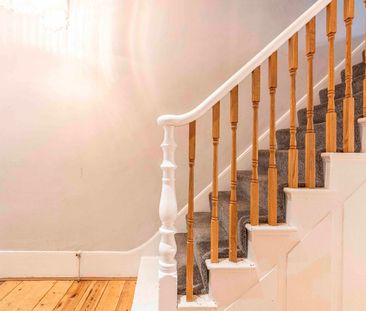 5 Bed Terraced House, Warwick Road, E15 - Photo 2