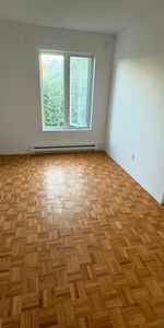 House for rent - Photo 3