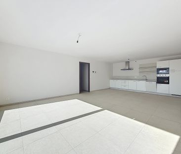 Appartement - à louer - Photo 2