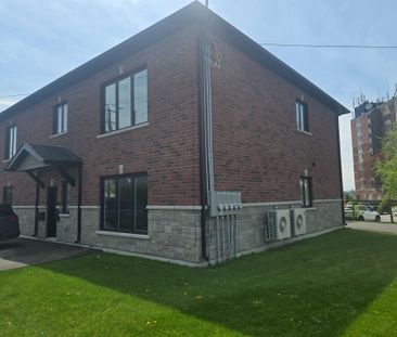 For Lease - 15 Bay Street Unit# 1, Quinte West, Ontario - Photo 2