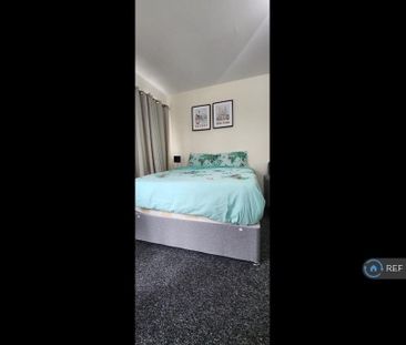 1 bedroom in a house share to rent - Photo 6
