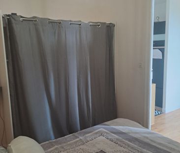 Location Appartement 2 pièces 24m² - Photo 3