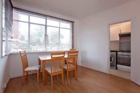 1 bedroom flat to rent - Photo 4