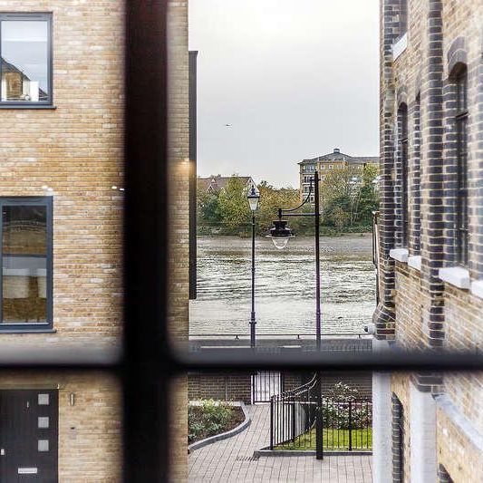 Palace Wharf, Hammersmith, London, W6 - Photo 1