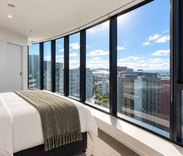 Modern Two Bedroom - Furnished with Stunning City Views - Photo 3