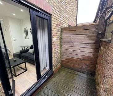 Siamese Mews, London, N3 - Photo 5