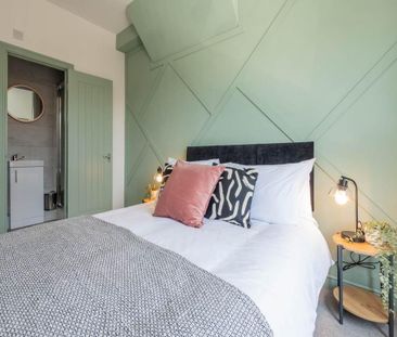 1 bedroom in a house share to rent - Photo 3