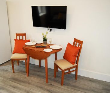 4 bedroom terraced house to rent - Photo 4
