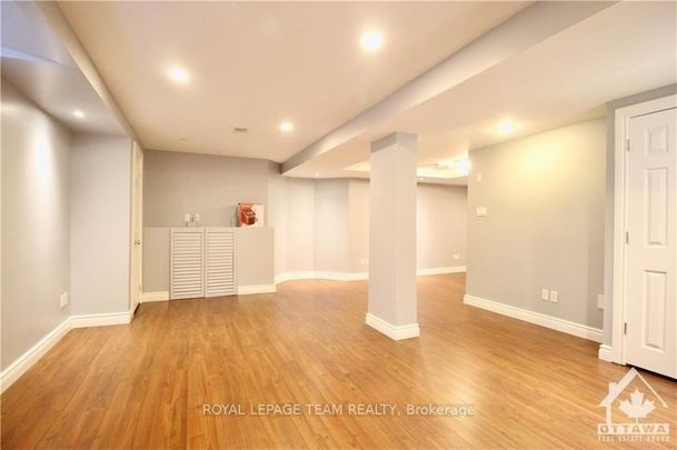 For Lease - 135 STONEWAY Drive, Barrhaven, Ontario - Photo 1