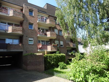 * 4 ZIMMER, TERRASSE, IN OPPUM - 4 ZI, 4.Etage, WBS erforderlich / renovierungsbedürftig, Garage * - Foto 3