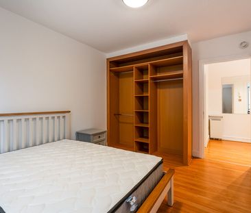 Apartment 16, The Dock Mill, Grand Mill Quay, Barrow Street, Dublin... - Photo 5