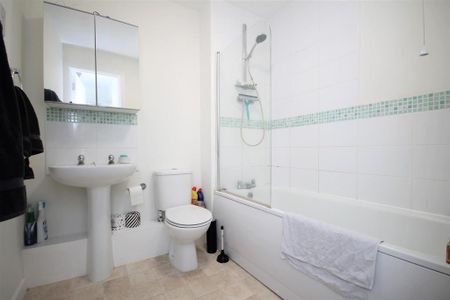 1 bedroom apartment to rent - Photo 4