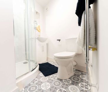 😁 Modern HMO in a great location 😁 - Photo 6