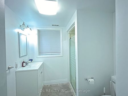 For Lease - 11 Red Robin Road Unit# Lower, Georgina, Ontario - Photo 5