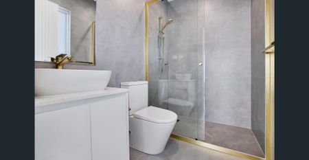 As New Townhouse in Prime Location! - Photo 4