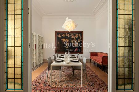 A refined and elegant apartment in heart of Florence - Photo 2