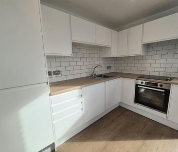 2 bedroom apartment to rent - Photo 4