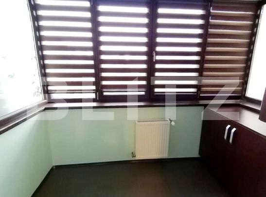 Apartament de 4 camere, 98 mp, centrala, aer conditionat, zona McDonald's - Photo 1
