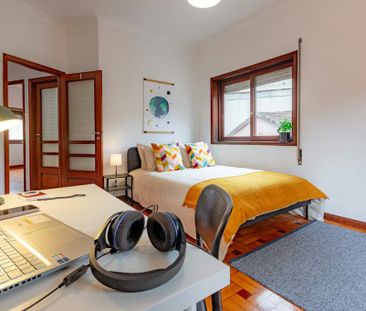 Avenida de Fernão de Magalhães, Porto, Braga - Photo 2