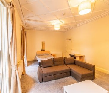 Room 4, 32 Lord Mayor's Walk - Photo 5