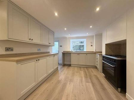 Wakefield Road, Denby Dale, HD8 - Photo 3