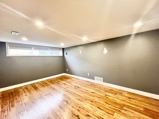 For Lease - 207 Mount Albion Road Unit# Lower, Hamilton, Ontario - Photo 1