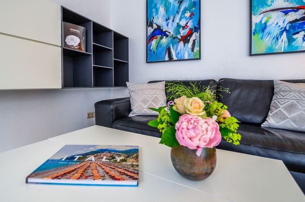 Perfect Living - Stadtwohnung mit Balkon in Köln - Photo 1