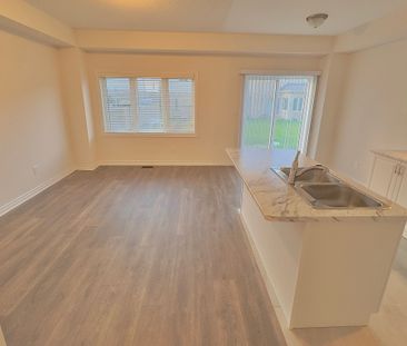 For Lease - 51 Sapphire Way, Thorold, Ontario - Photo 2