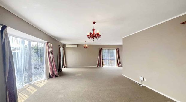 FITZHERBERT- 4 BEDROOMS - Photo 1