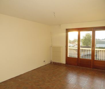 Location Appartement 3 pièces 74m² - Photo 5