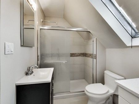 For Lease - 201 Seaton Street Unit# Apt#3, Toronto, Ontario - Photo 3