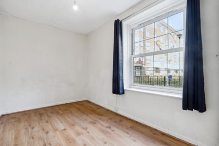 3 bedroom flat to rent - Photo 5