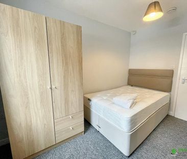 3 bedroom apartment to rent - Photo 1