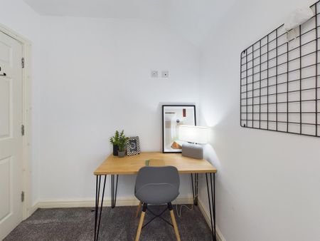 2 bedroom flat to rent - Photo 3