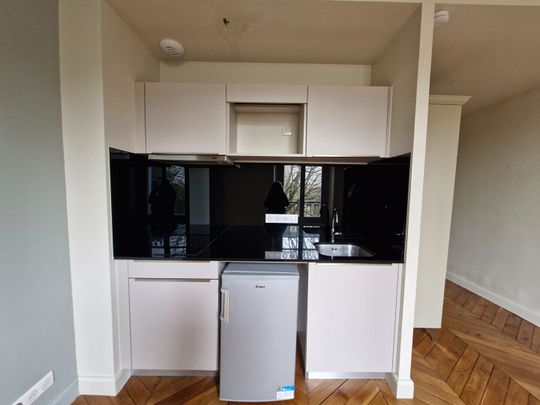 Location Appartement 1 pièce 21m² - Photo 1