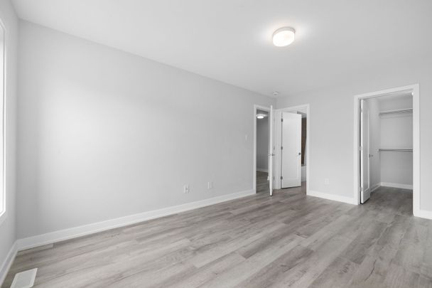 For Lease - 142 Anthracite Private, Barrhaven, Ontario - Photo 1