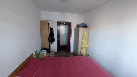 Apartament 4 camere, decomandat, zona Centrala-Independentei - Fotografie 3